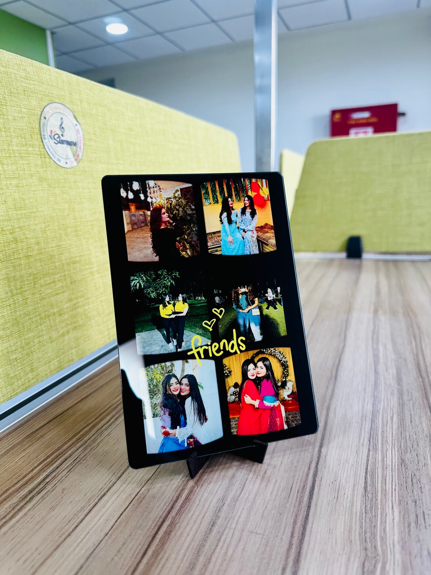 The Friendship Frame
