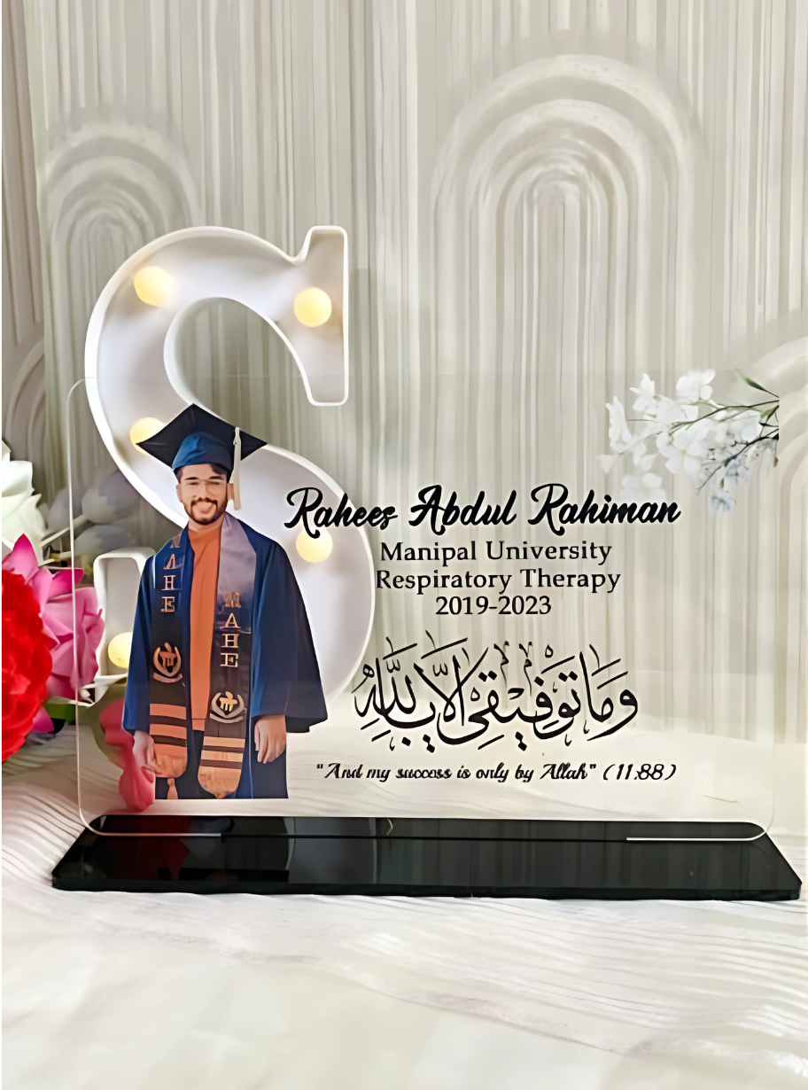 Custom picture graduation Frame